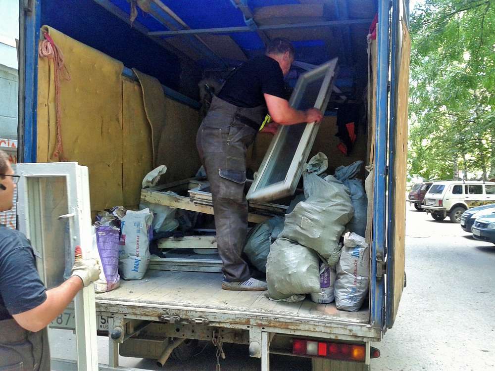 вывоз мусора газелью